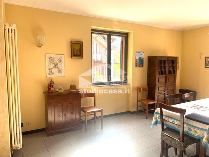 CASETTA BIFAMILIARE! Sedrina