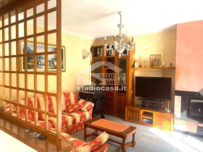 CASETTA BIFAMILIARE! Sedrina