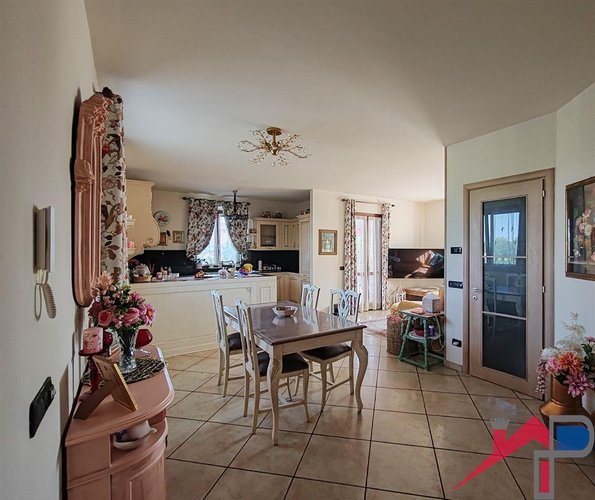 Porzione di Villa bifamiliare Mornico al Serio