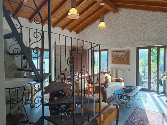 Casa Indipendente 3 locali - Rif. 211 Faggeto Lario