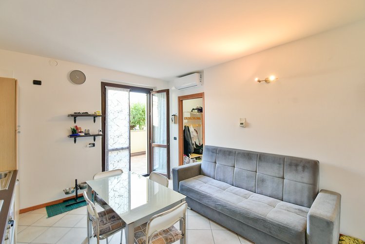 Semi-centrale - 38/25 Cantù