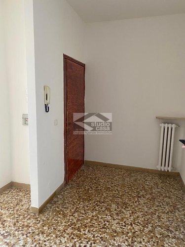 APPARTAMENTO 3 LOCALI CON BOX E DUE CANTINE A VERDELLO – LIBERO DA FINE FEBBRAIO Verdello