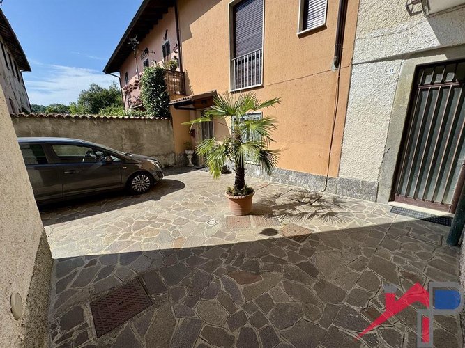 Olgiate ampio bilocale ristrutturato Olgiate Molgora