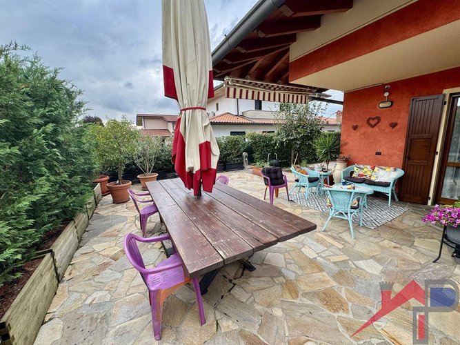 Porzione di Villa bifamiliare Mornico al Serio