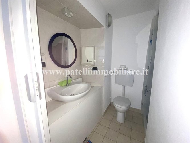 AFFITTASI NEGOZIO A LONGUELO Bergamo