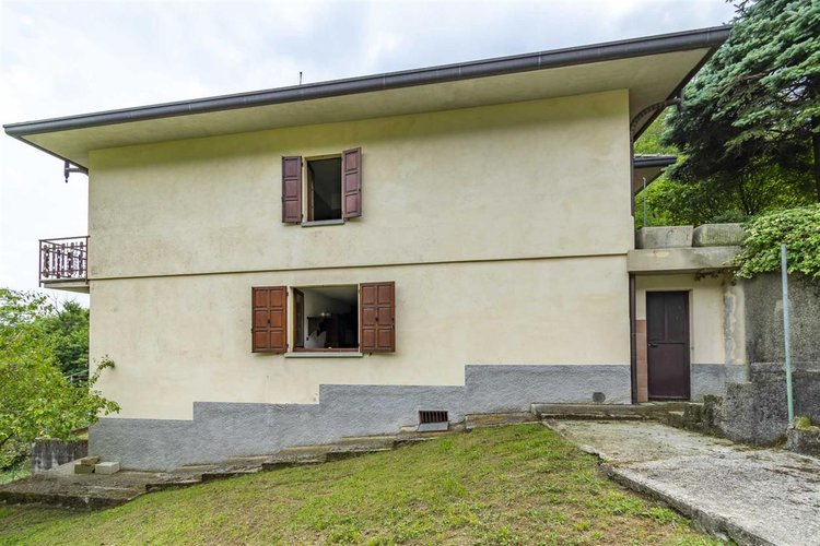 Sant’Omobono Terme alture adorabile villa singola con giardino privato Sant'Omobono Terme