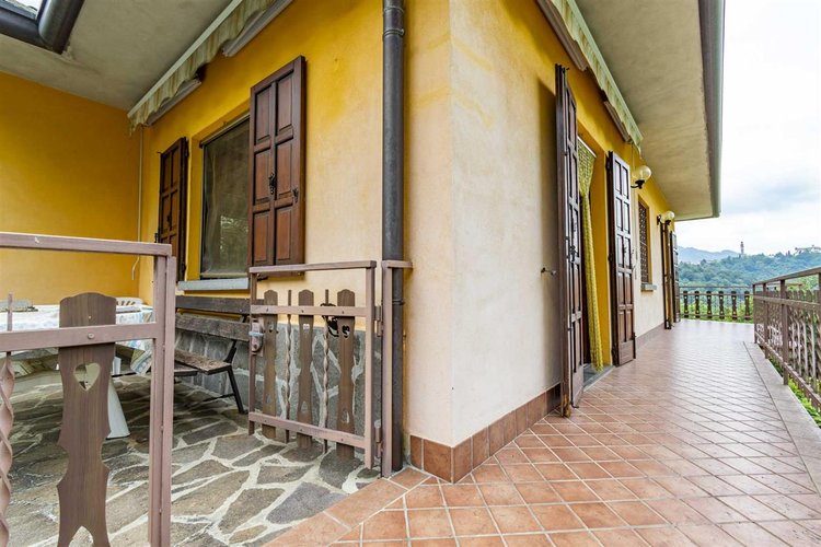 Sant’Omobono Terme alture adorabile villa singola con giardino privato Sant'Omobono Terme