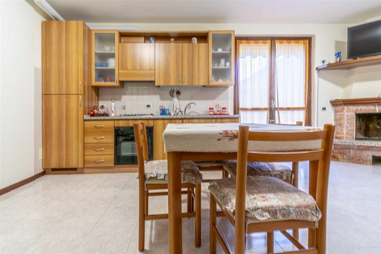 Sant'Omobono Terme meraviglioso trilocale con giardino privato Sant'Omobono Terme