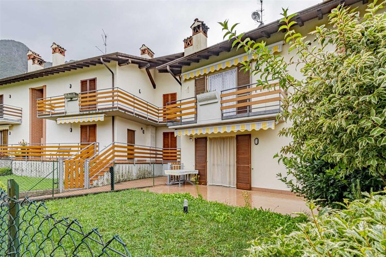 Sant'Omobono Terme meraviglioso trilocale con giardino privato