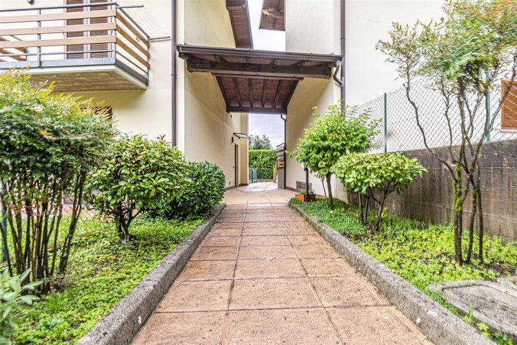 Sant'Omobono Terme meraviglioso trilocale con giardino privato Sant'Omobono Terme