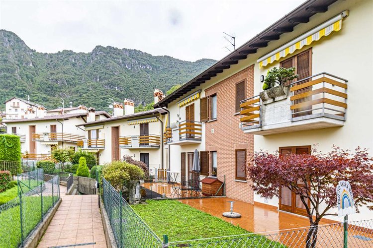 Sant'Omobono Terme meraviglioso trilocale con giardino privato Sant'Omobono Terme