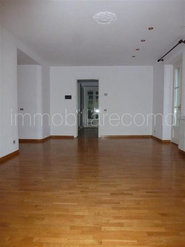 APPARTAMENTO PIAZZA DEL POPOLO Como