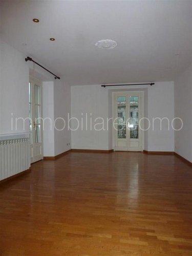 APPARTAMENTO PIAZZA DEL POPOLO Como
