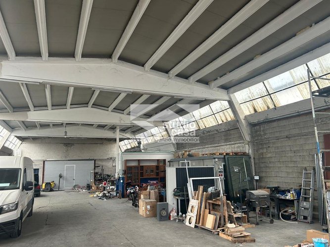 Moderno laboratorio artigianale in vendita – Verdellino (BG) Verdellino