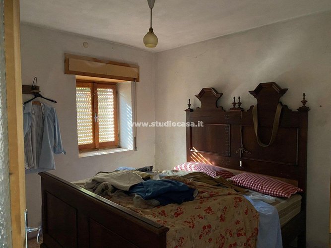 CASETTA RUSTICA IMMERSA NEL VERDE! Zogno