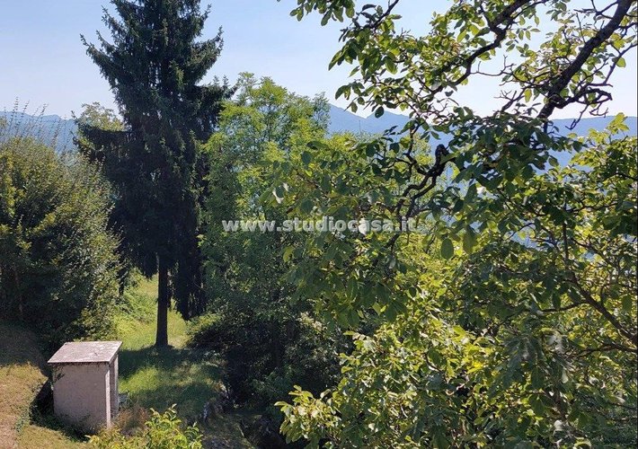 CASETTA RUSTICA IMMERSA NEL VERDE! Zogno