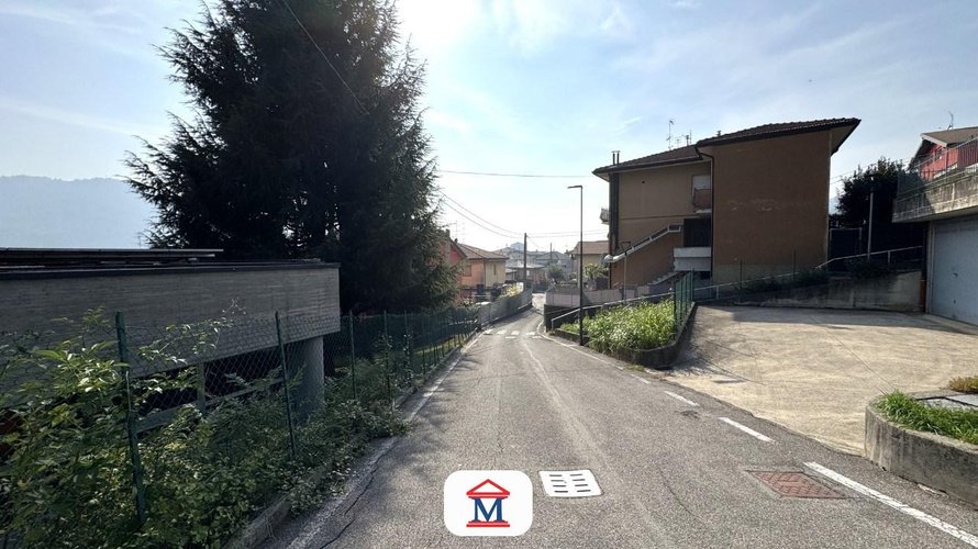 Garage – Parcheggio Nembro