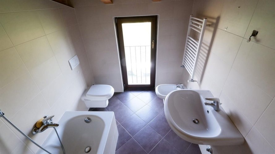 VILLA A SCHIERA 3 LOCALI Guanzate