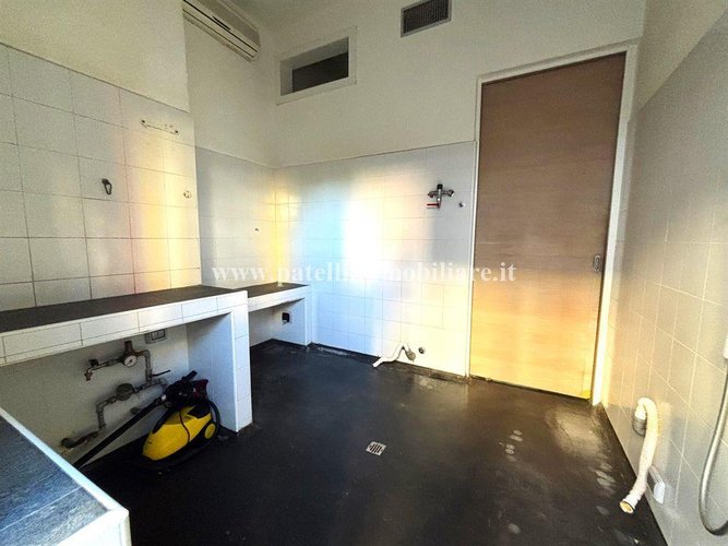 Negozio - Rif. N4NP25 Bergamo