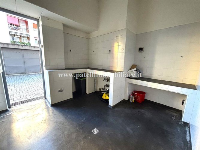 Negozio - Rif. N4NP25 Bergamo