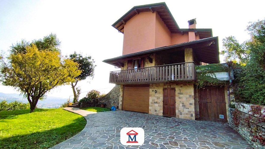 Villa Almenno San Salvatore