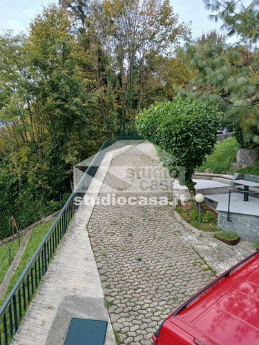 VILLA INDIPENDENTE! Costa Serina