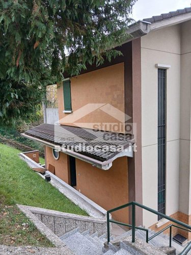 VILLA INDIPENDENTE! Costa Serina