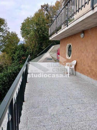 VILLA INDIPENDENTE! Costa Serina