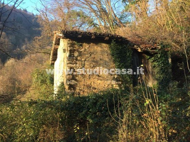 LA PACE DEI SENSI!!! RUSTICHETTO IMMERSO NEL VERDE!!! San Giovanni Bianco