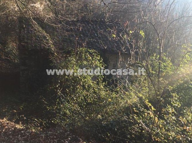 LA PACE DEI SENSI!!! RUSTICHETTO IMMERSO NEL VERDE!!! San Giovanni Bianco