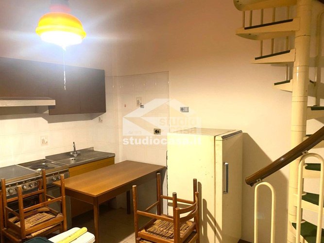 SEMI CENTRALE E SERVITO! Zogno