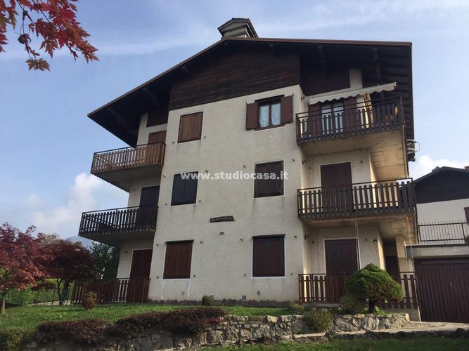 VISTA MOZZAFIATO! Costa Serina