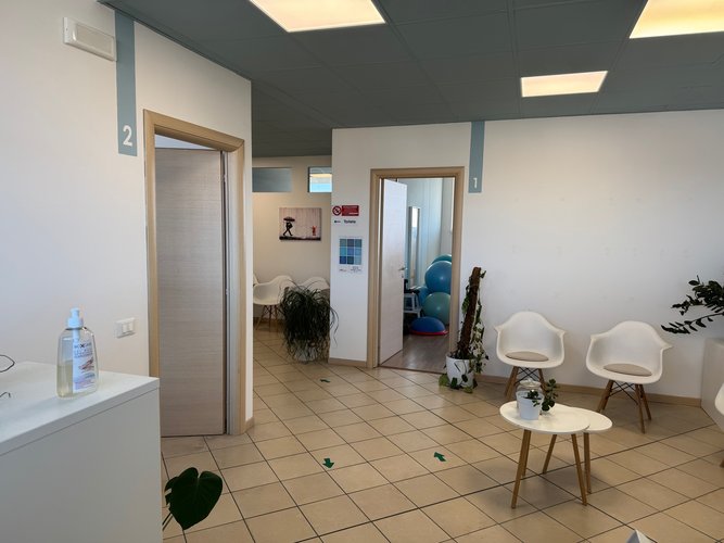 VENDESI UFFICI QUARTO ED ULTIMO PIANO Gorle