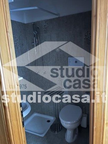 A DUE PASSI DAL LAGHETTO! Carona