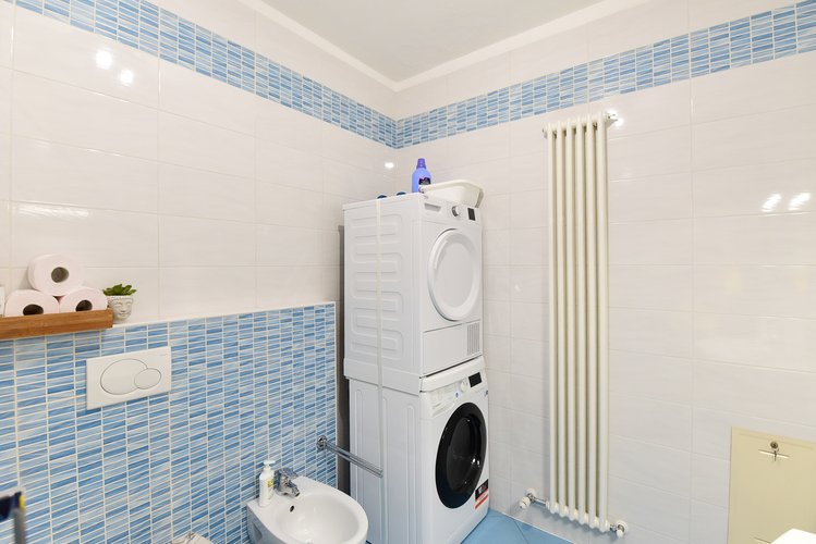 Tavernola (27/25) Como