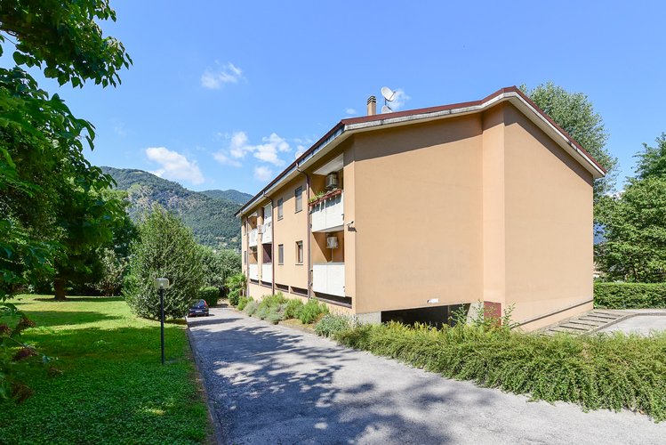 Tavernola (27/25) Como