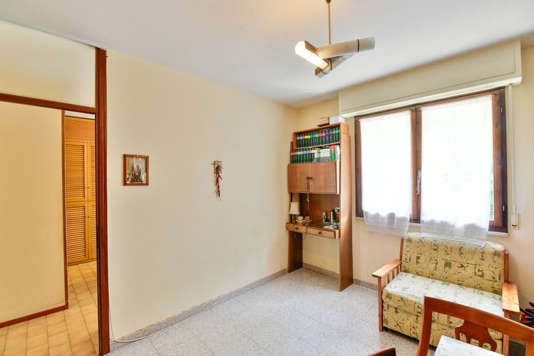 Tavernola (31/25) Como