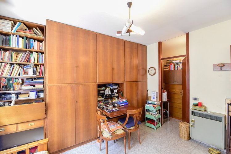 Tavernola (31/25) Como