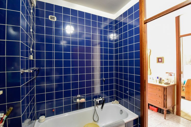 Tavernola (31/25) Como