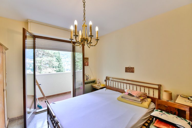 Tavernola (31/25) Como