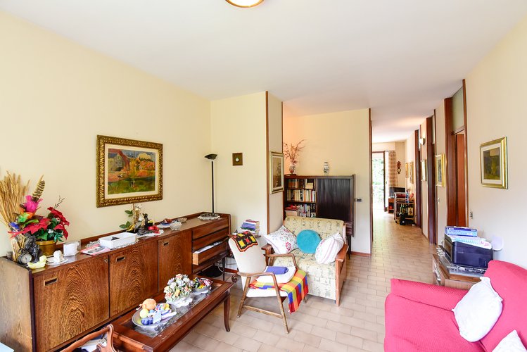 Tavernola (31/25) Como