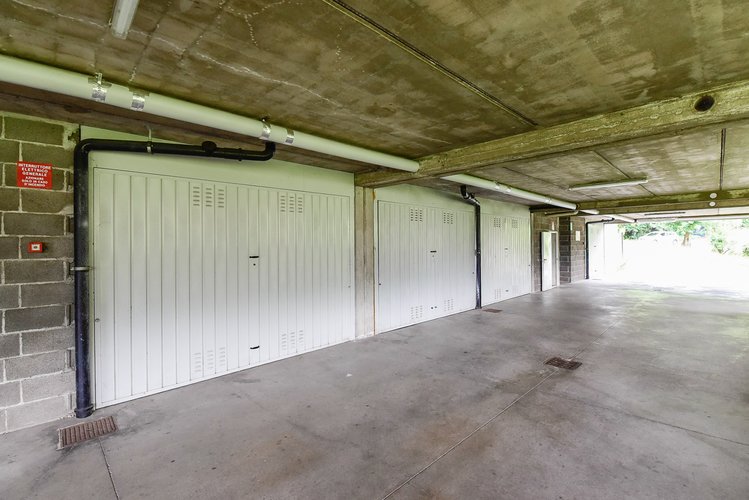 Tavernola (31/25) Como