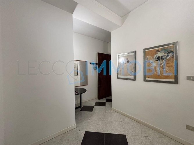 BILOCALE VIALE DANTE Lecco