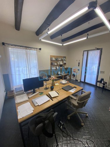 NEGOZIO VIA PRIMO MAGGIO Oggiono