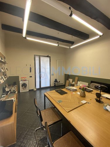 NEGOZIO VIA PRIMO MAGGIO Oggiono