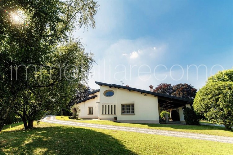 Villa 10 locali - Rif. 116216 Casnate con Bernate
