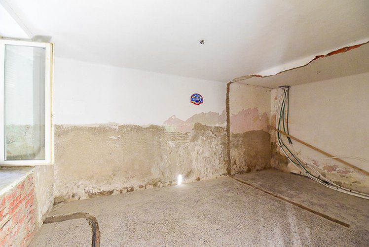 Centro - 44/25 Carugo