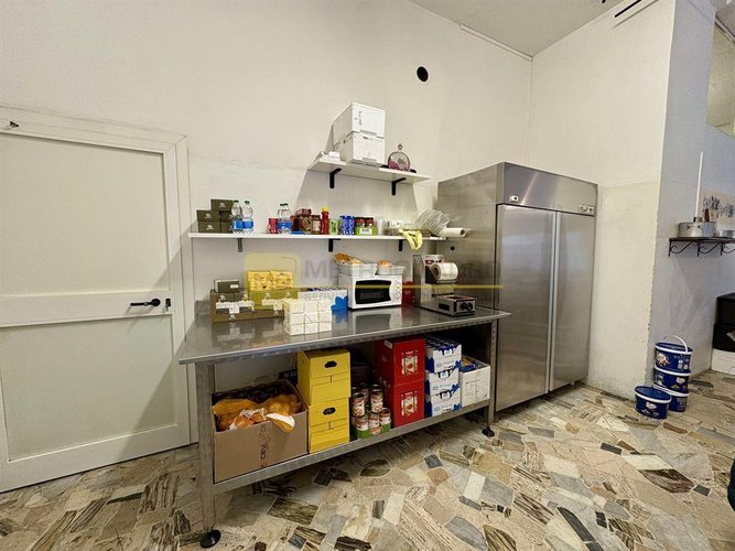 Vendesi Attività di Gastronomia a Ballabio all'ingrosso e al minuto Ballabio