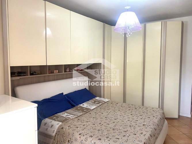 IN PALAZZINA BEN TENUTA! Val Brembilla