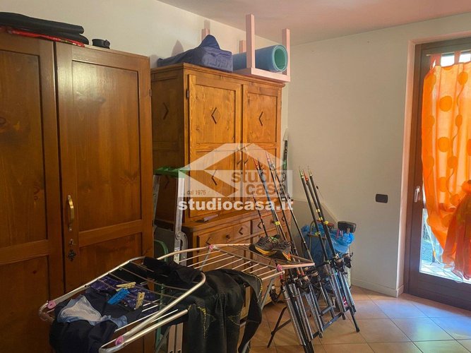 IN PALAZZINA BEN TENUTA! Val Brembilla